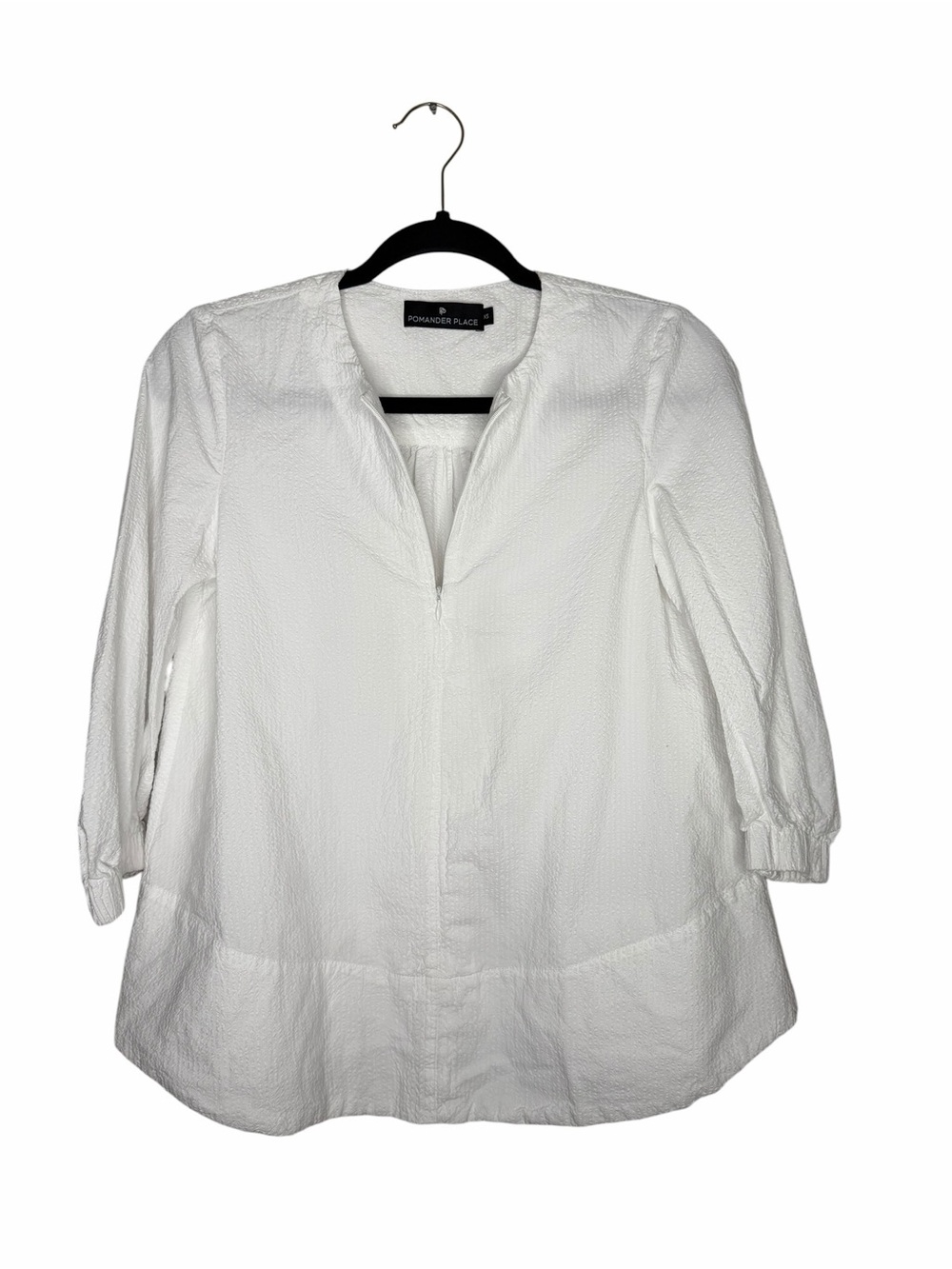 POMANDER PLACE / Kieran White Seersucker Blouse Zip Neck 100% Cotton / XS
